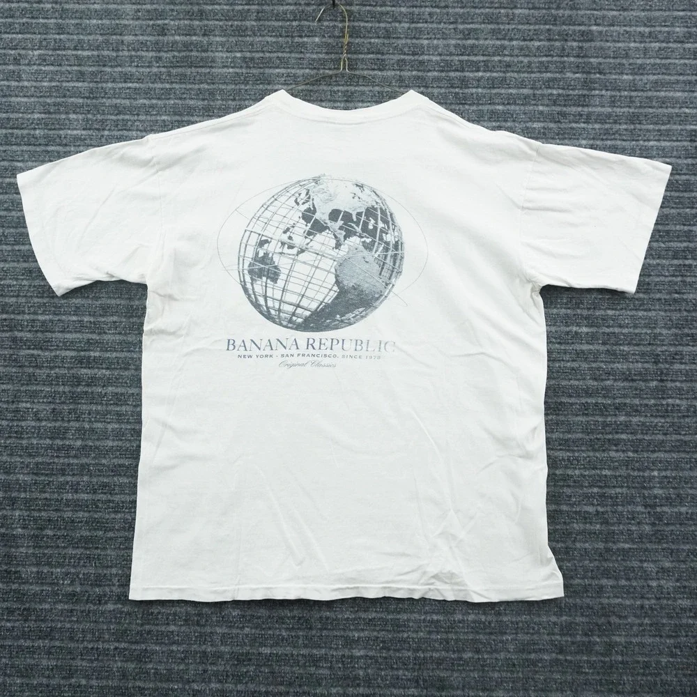 Banana Republic Graphic T-Shirt Mens M White Globe Pocket Single Stitch USA